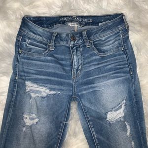 Women’s American Eagle Distressed Jeans